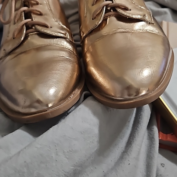 Shoes - Picture 5 of 11